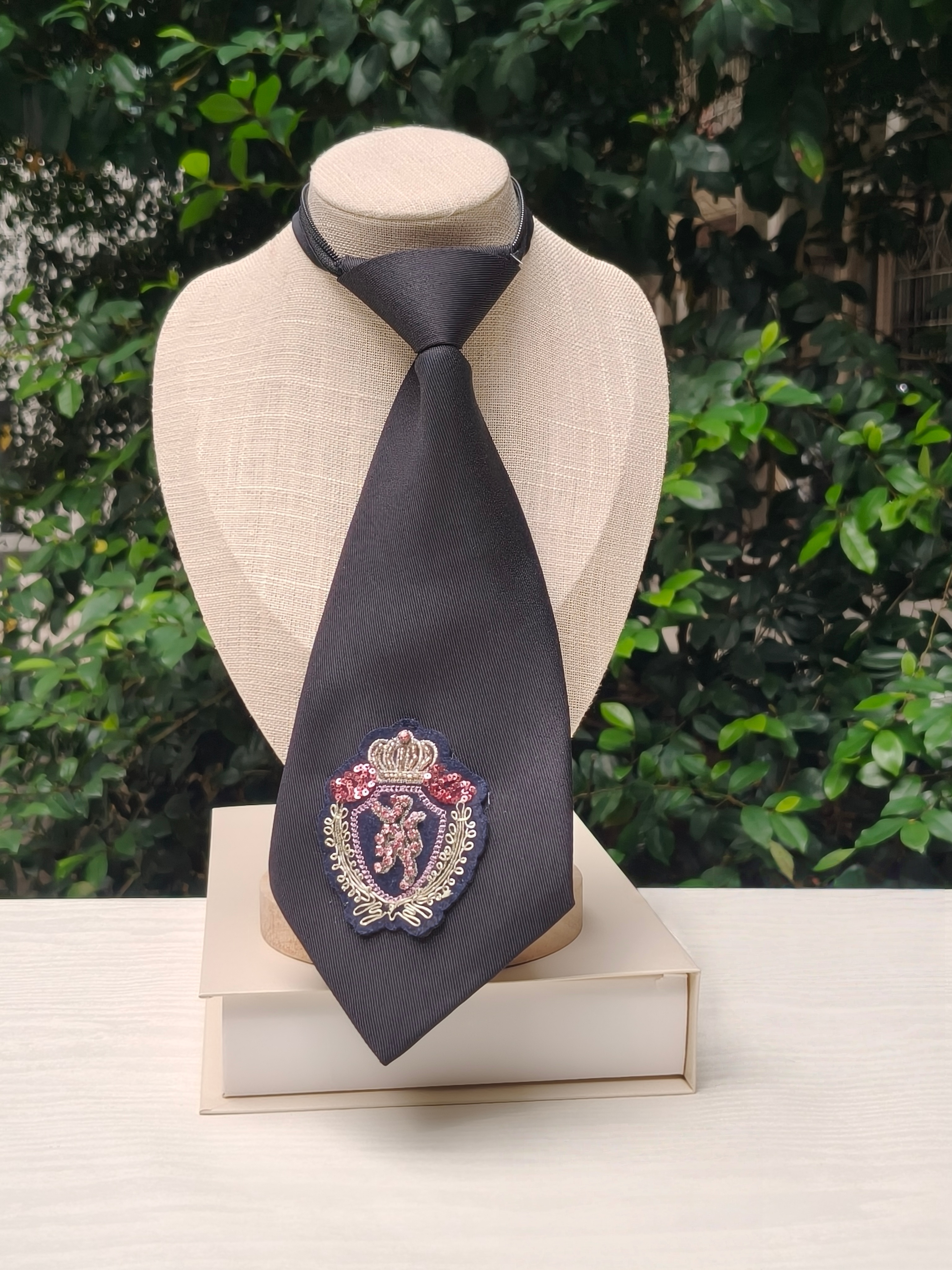 High-End Crown Badge Black Tie - High End Men'S Formal Wear avaliação e preço