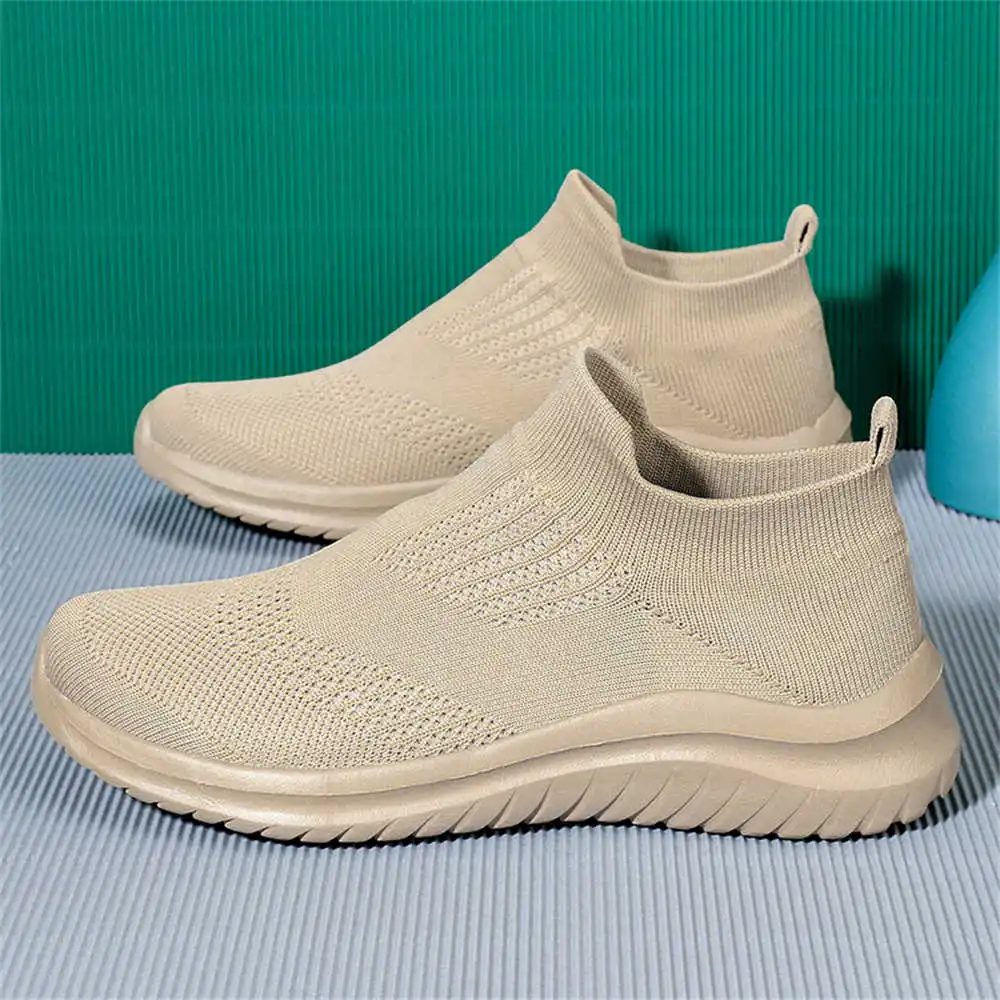 Beige Soft New Novelty Tennis  - Second Hand Men'S Formal Wear avaliação e preço