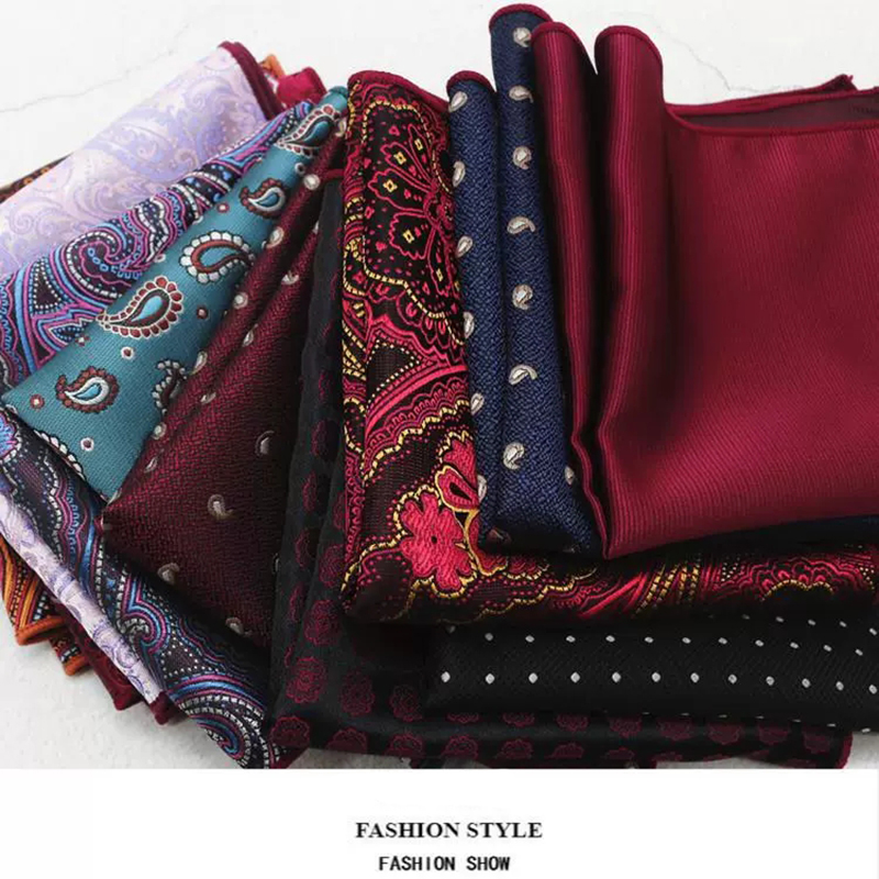 Classic Pasiley Pocket Square  - Men'S Formal Wear For A Wedding avaliação e preço
