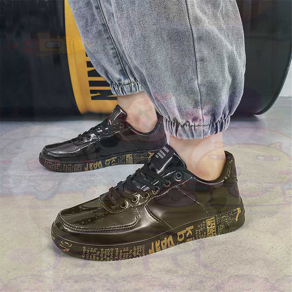 Round Foot Size 45 Sneakers Wh - Second Hand Men'S Formal Wear avaliação e preço